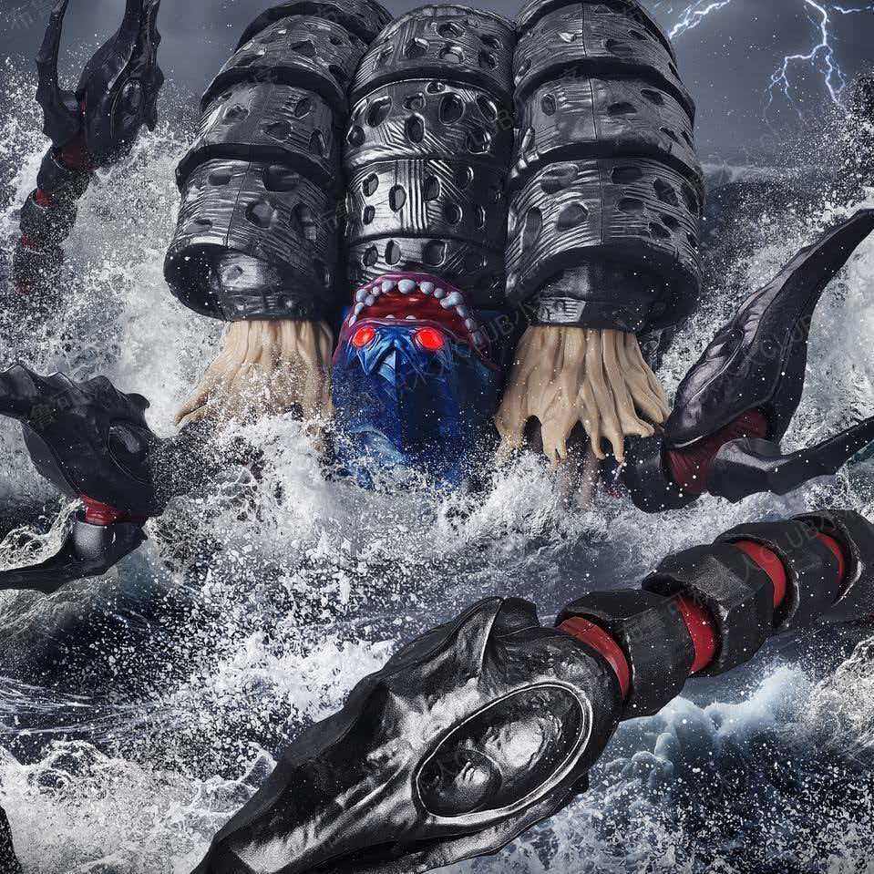 Genuine Blokees Ultraman Class - Model Kit Ultraman Tiga 评论和价格